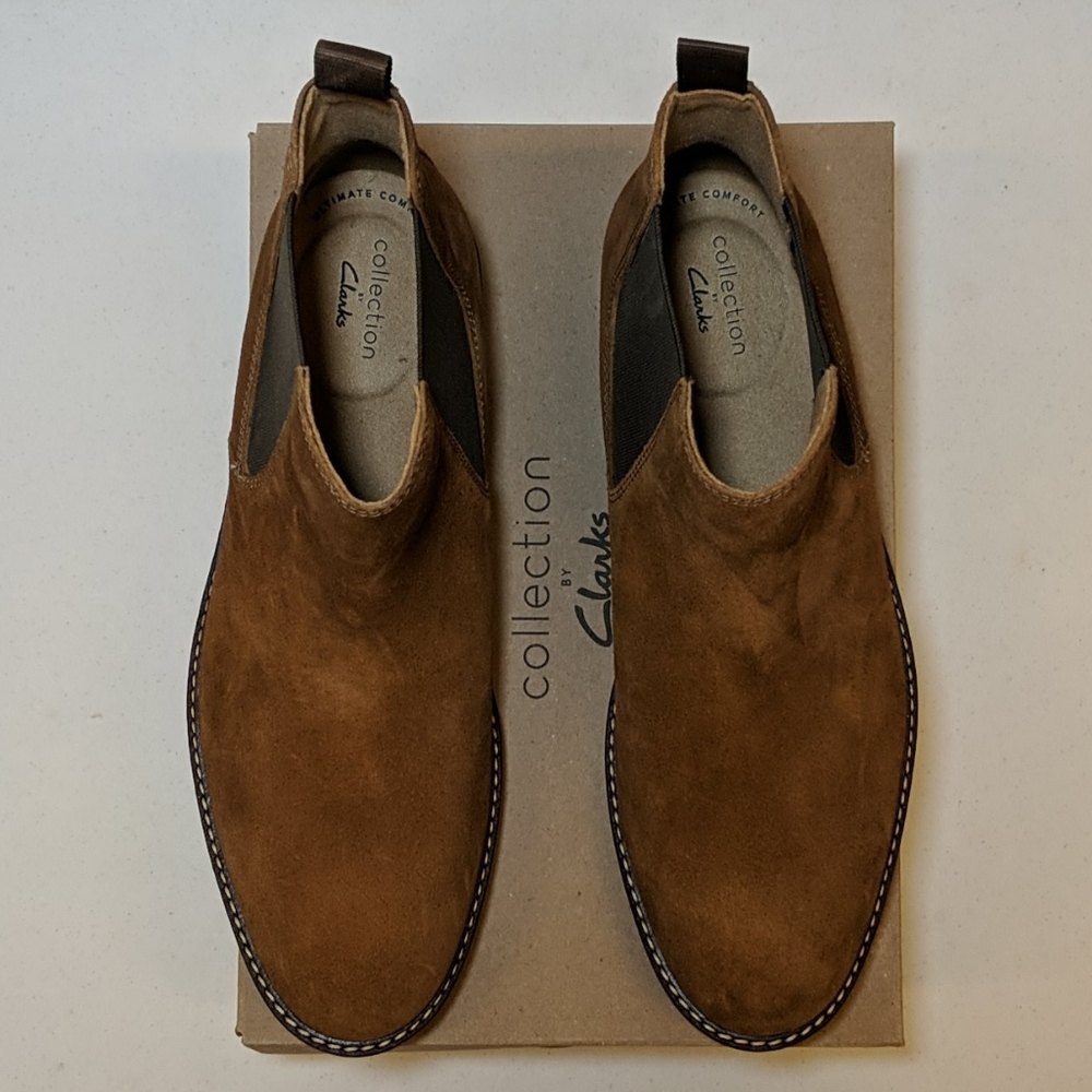 Clarks Chelsea Boot Dark Tan Suede - Picture 3 of 6